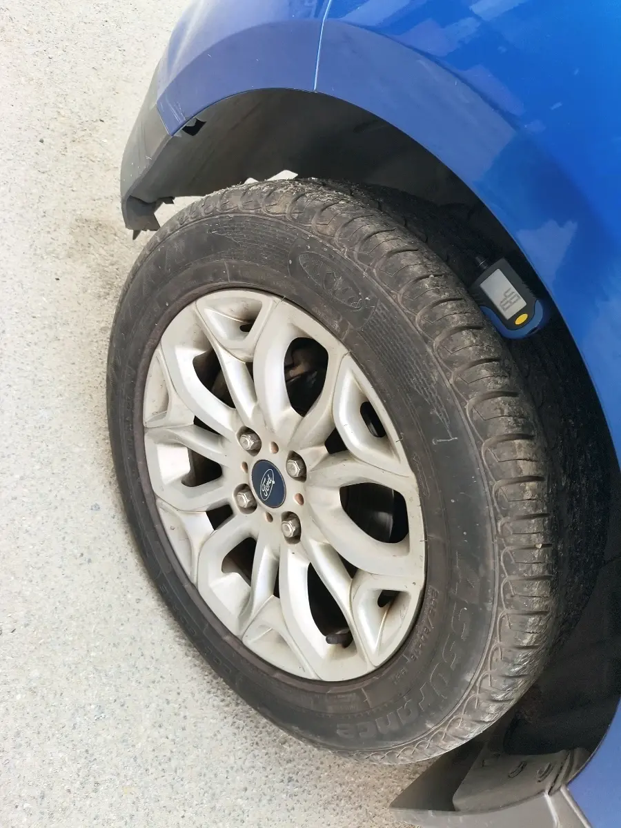 2014 Ford Ecosport TITANIUM 1.0L ECOBOOST, Petrol, Manual, 55,670 km, tyre