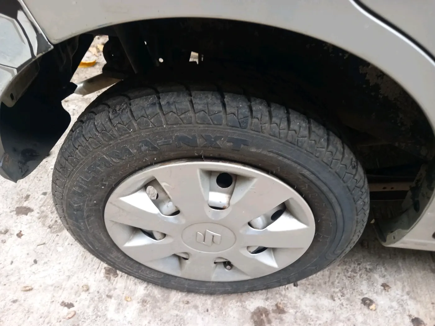 2014 Maruti Wagon R 1.0 LXI CNG, CNG, Manual, 18,604 km, tyre