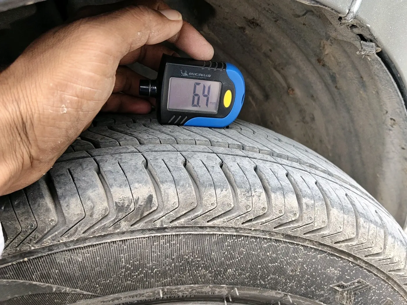 2022 Tata Tiago XM CNG, CNG, Manual, 67,986 km, tyre