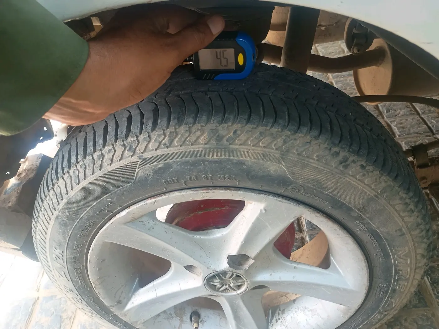 2013 Maruti Alto 800 LXI, Petrol, Manual, 69,497 km, tyre