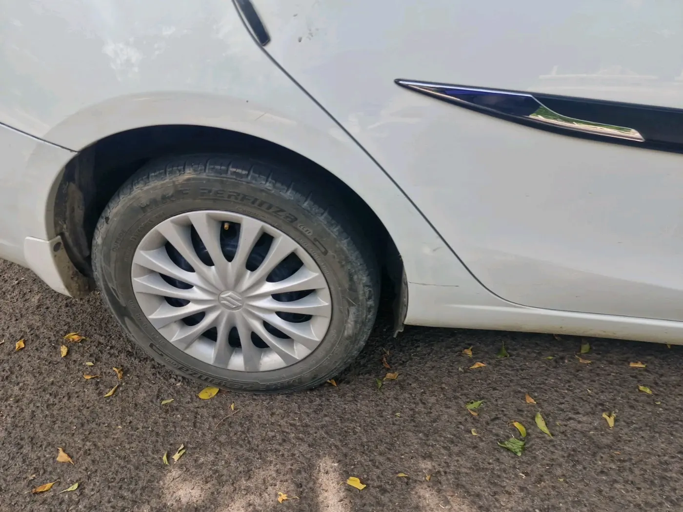 2021 Maruti Ciaz SIGMA 1.5 SHVS MT  PETROL, Petrol, Manual, 1,15,040 km, tyre