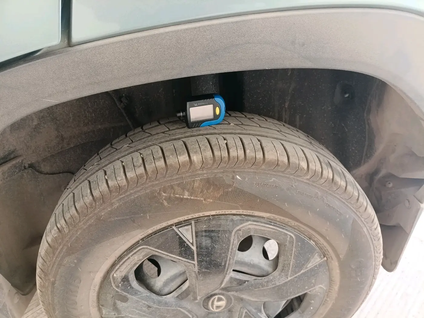 2022 Tata PUNCH ADVENTURE MT, Petrol, Manual, 43,006 km, tyre