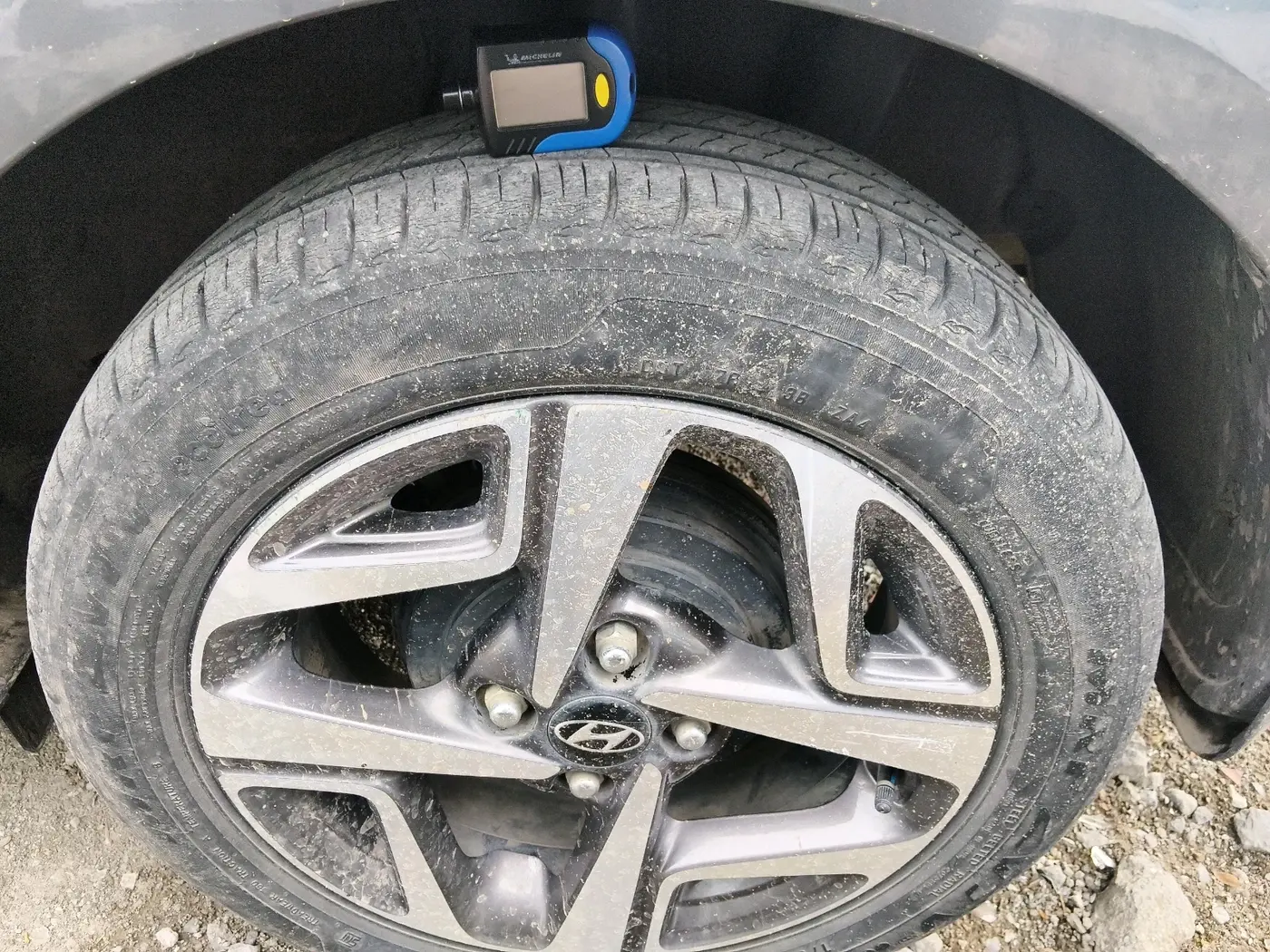 2022 Hyundai AURA SX 1.2 CNG, CNG, Manual, 37,062 km, tyre