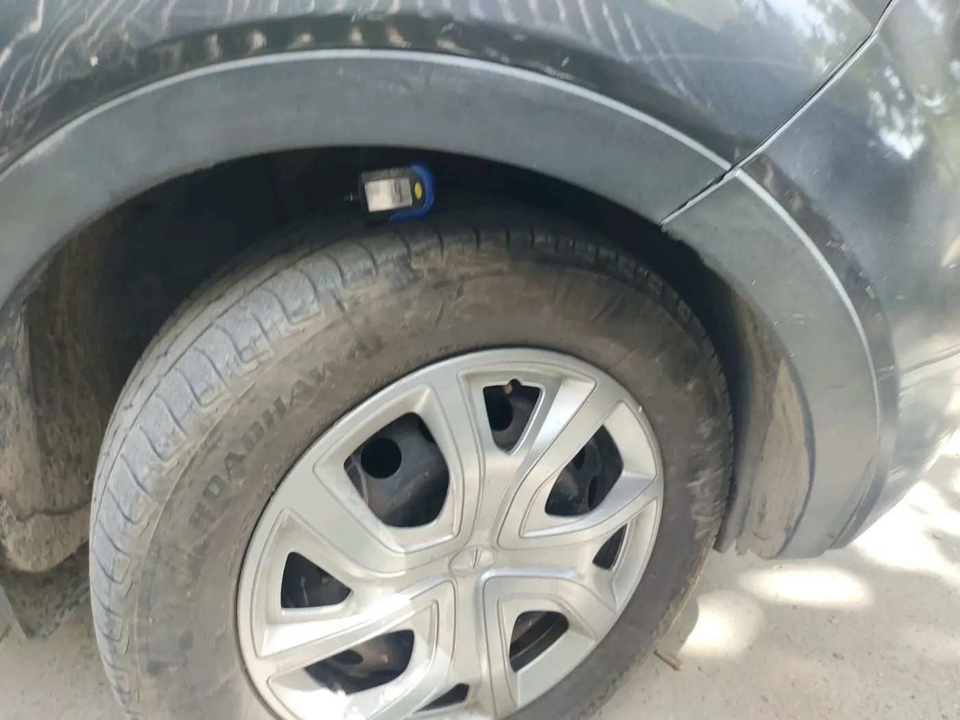 2018 Tata NEXON XM PETROL, CNG, Manual, 1,05,353 km, tyre