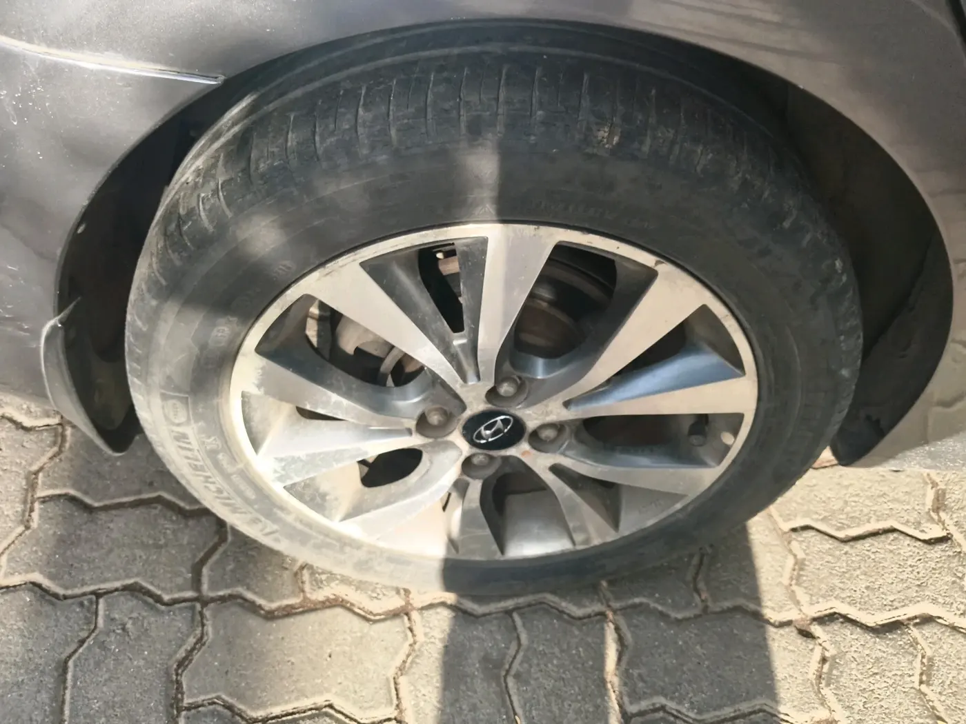 2013 Hyundai Verna FLUIDIC 1.6 CRDI SX OPT AT, Diesel, Automatic, 1,82,000 km, tyre
