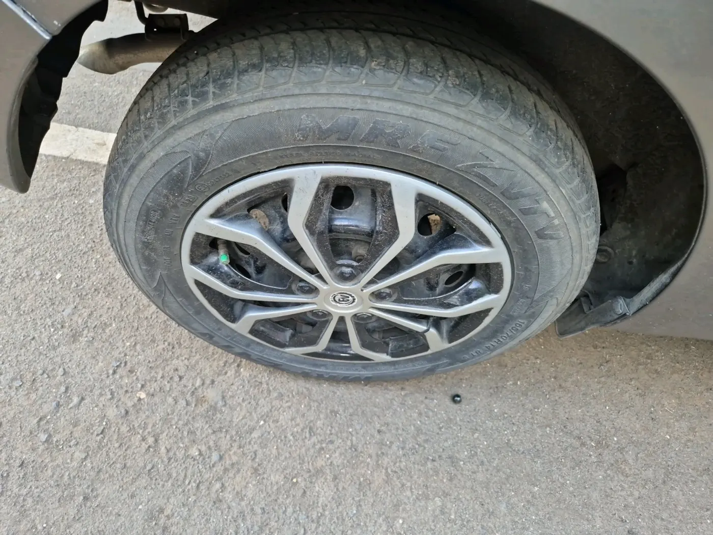 2020 Maruti New Wagon-R VXI (O) 1.2 AMT, Petrol, Automatic, 25,230 km, tyre