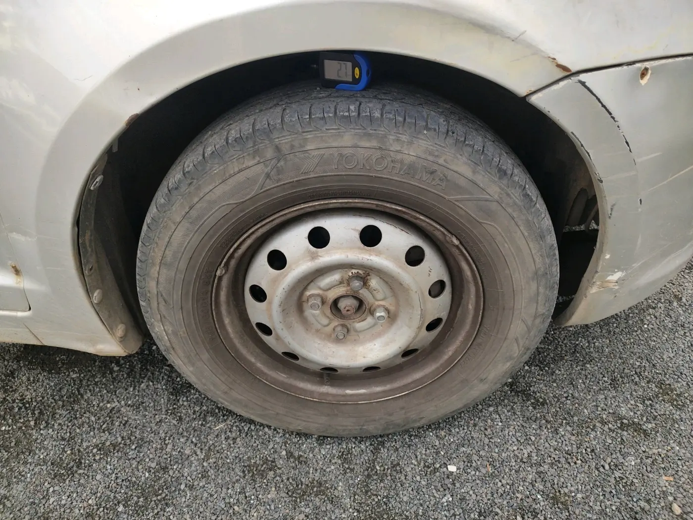 2011 Maruti Swift Dzire LXI, CNG, Manual, 99,216 km, tyre