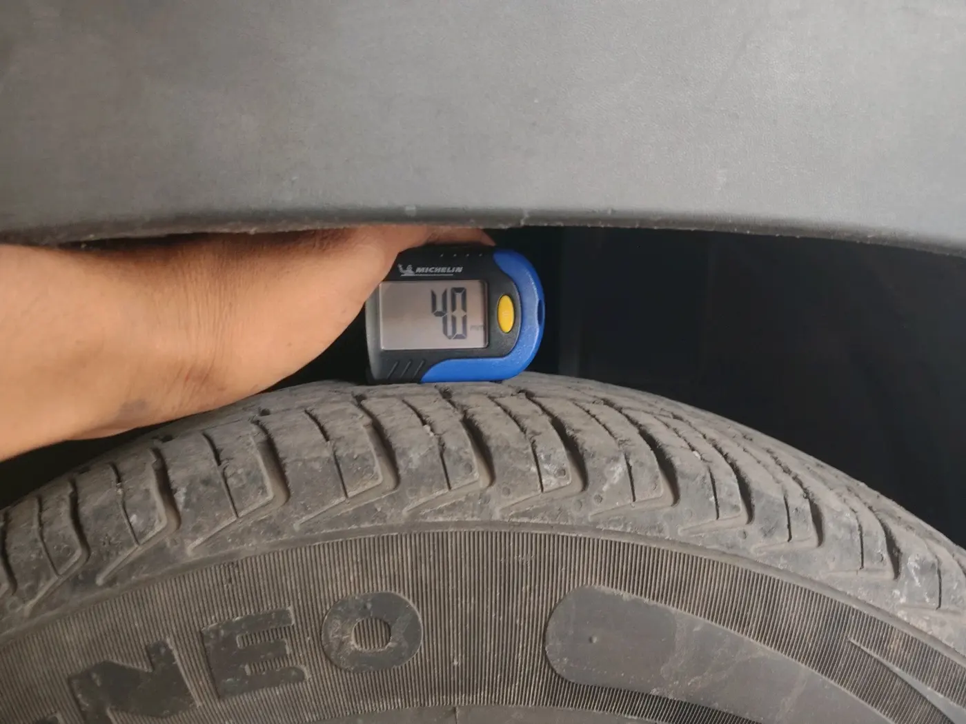 2018 Renault Kwid CLIMBER 1.0 AMT, Petrol, Automatic, 35,645 km, tyre