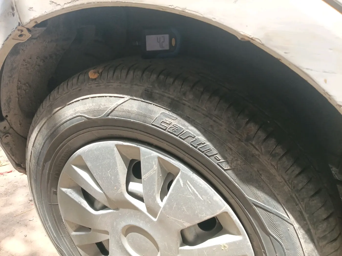 2014 Maruti Ritz LXI, Petrol, Manual, 82,581 km, tyre