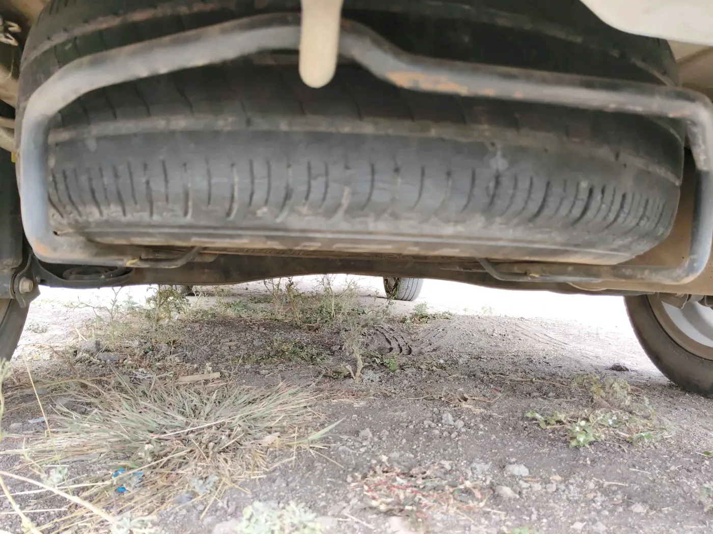2023 Maruti Ertiga ZXI (O) CNG, CNG, Manual, 75,703 km, tyre