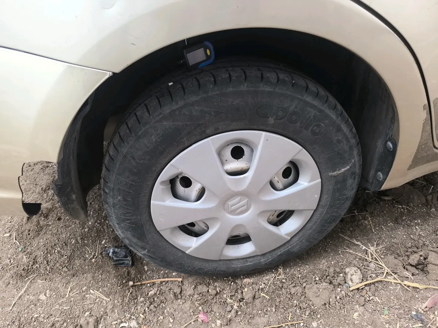 2011 Maruti Swift Dzire LXI, Petrol, Manual, 1,63,527 km, tyre