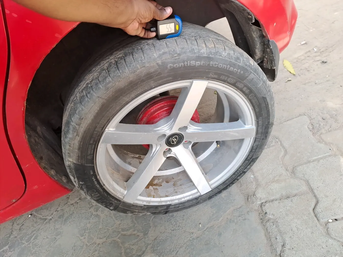 2019 Maruti Swift LXI, Petrol, Manual, 58,768 km, tyre