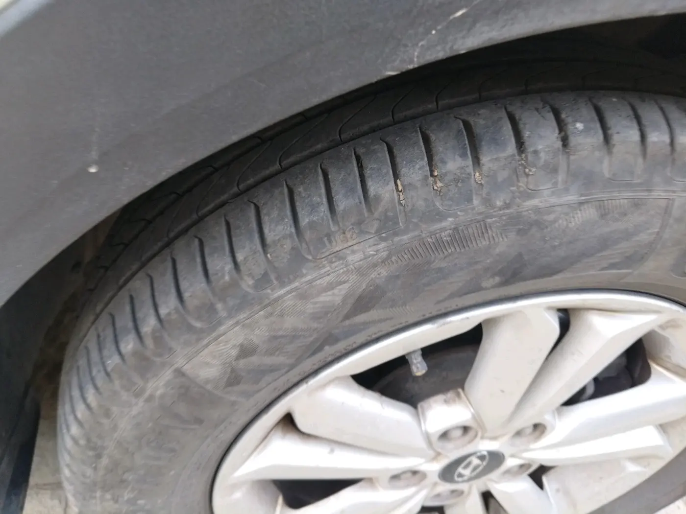 2016 Hyundai Creta SX PLUS AT 1.6 DIESEL, Diesel, Automatic, 1,17,558 km, tyre