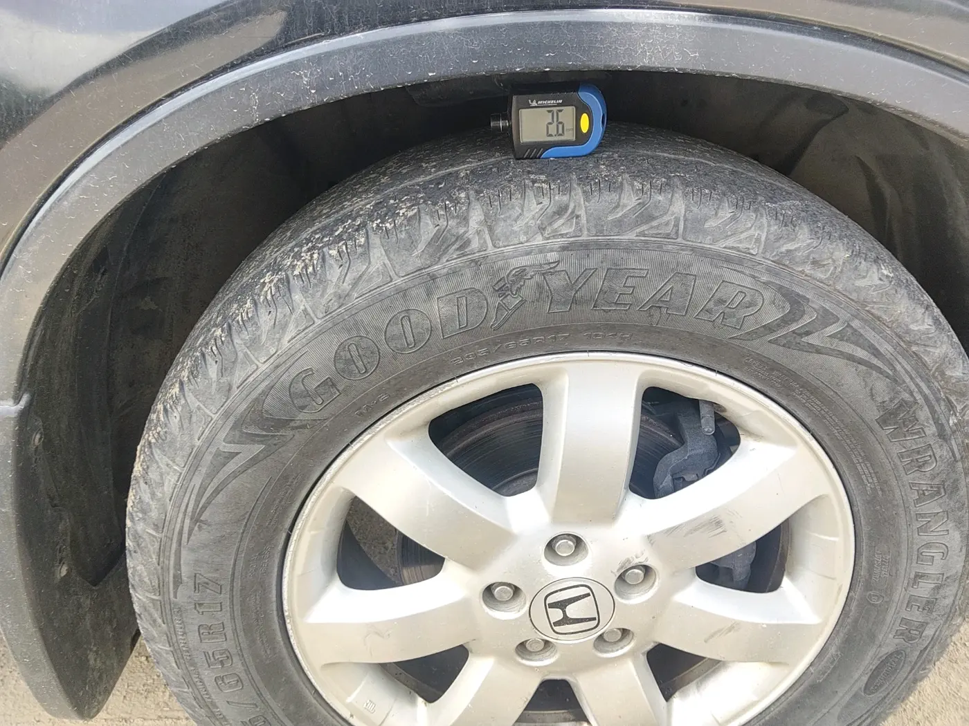2008 Honda CRV 2.4L 2WD MT, Petrol, Manual, 96,655 km, tyre
