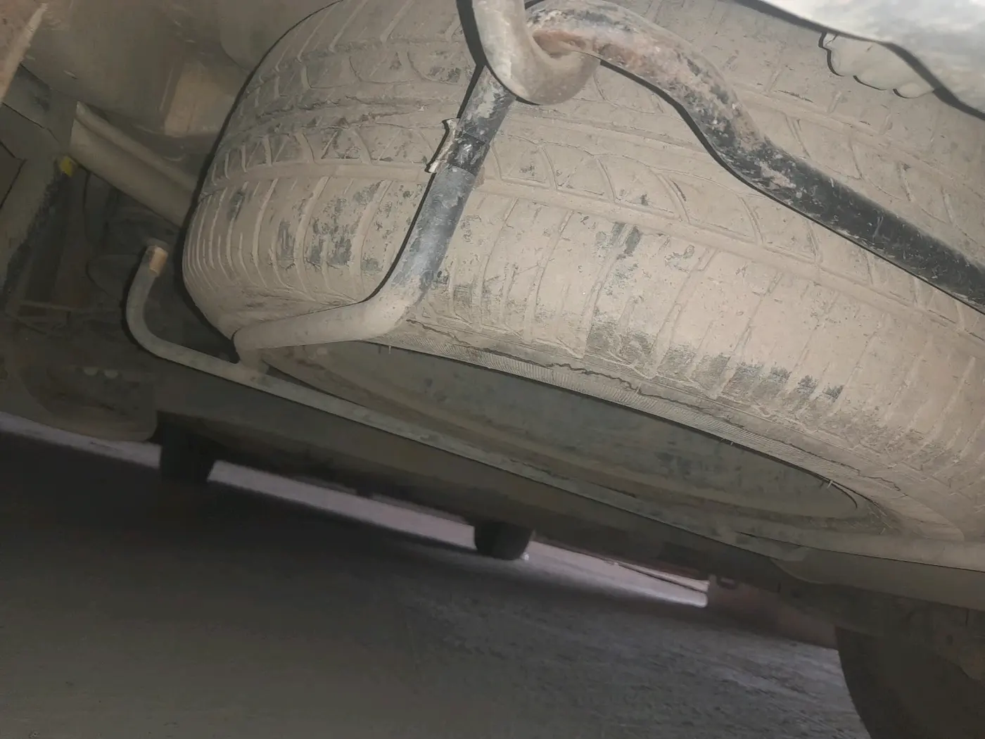 2016 Maruti Ertiga VDI SHVS, Diesel, Manual, 1,00,001 km, tyre
