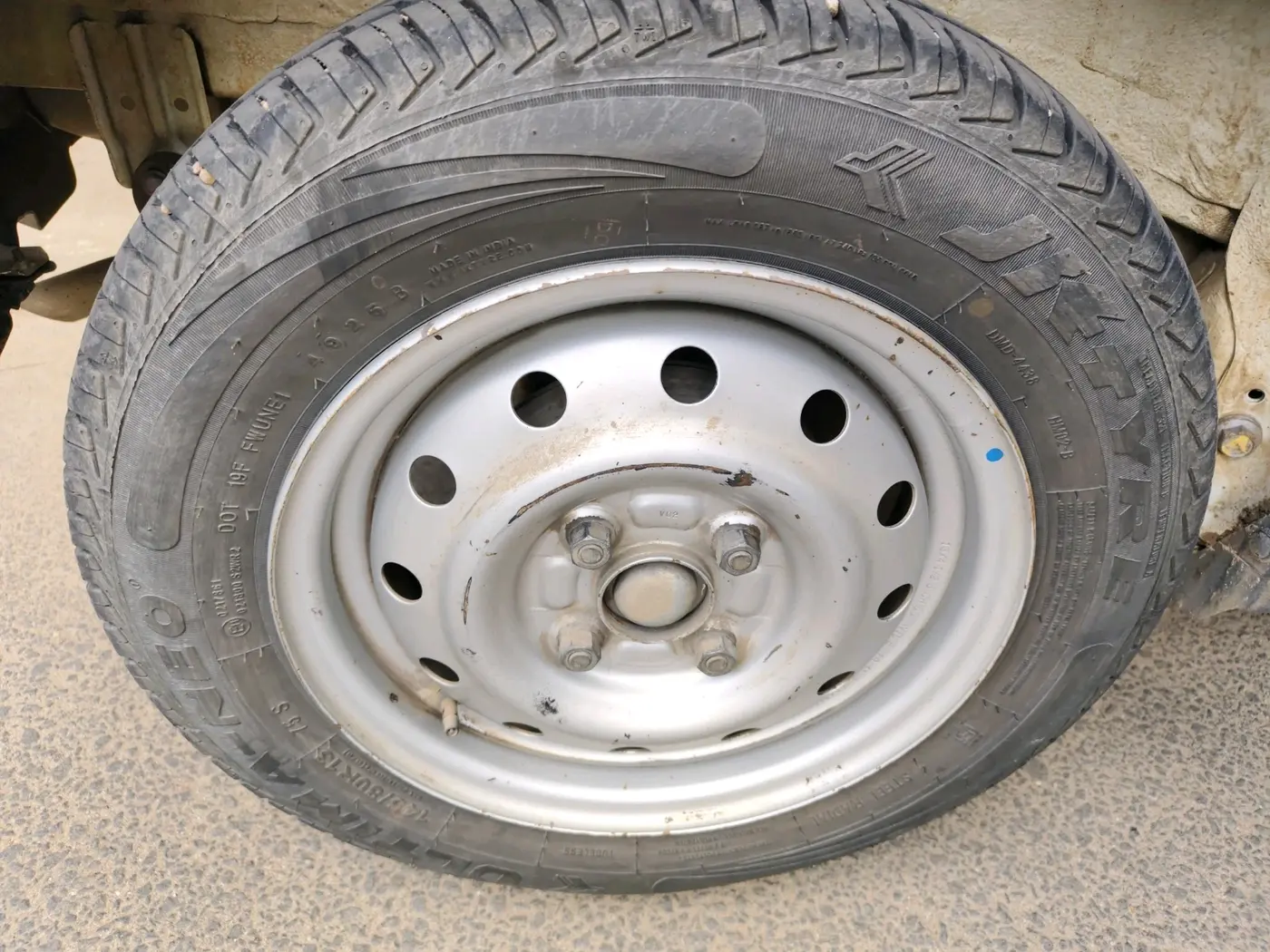 2022 Maruti S PRESSO LXI (O) CNG, CNG, Manual, 1,60,168 km, tyre
