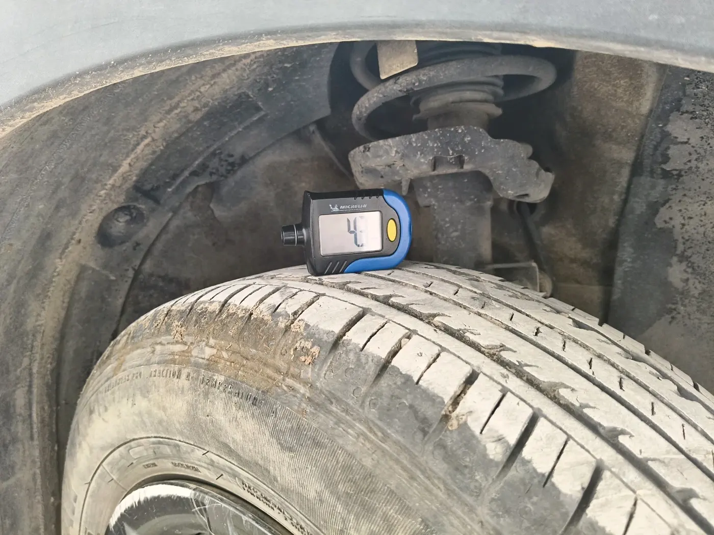 2023 Hyundai VENUE E (O) 1.2 , Petrol, Manual, 18,375 km, tyre