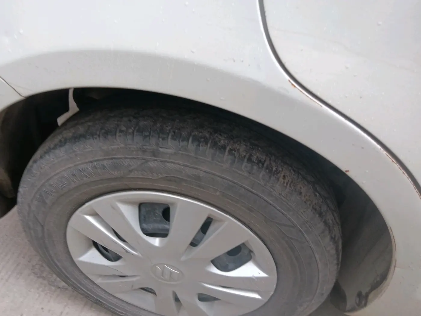 2012 Maruti Swift Dzire VDI, Diesel, Manual, 1,33,149 km, tyre