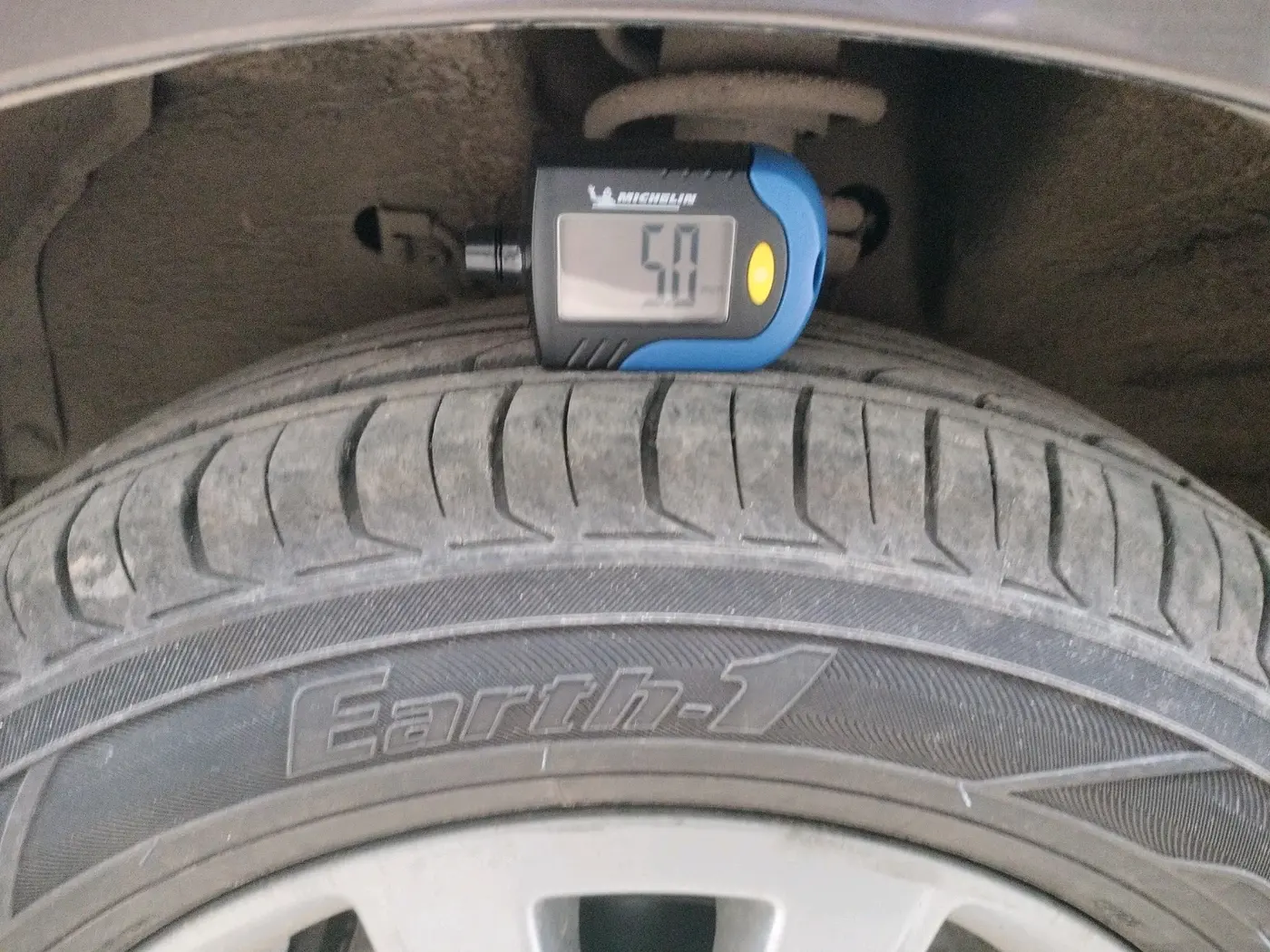 2018 Maruti Wagon R 1.0 VXI + (O) AMT, Petrol, Automatic, 49,891 km, tyre