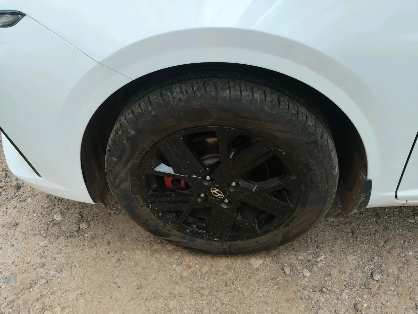 2023 Hyundai Verna SX (O) 1.5 TURBO PETROL DCT, Petrol, Automatic, 16,142 km, tyre