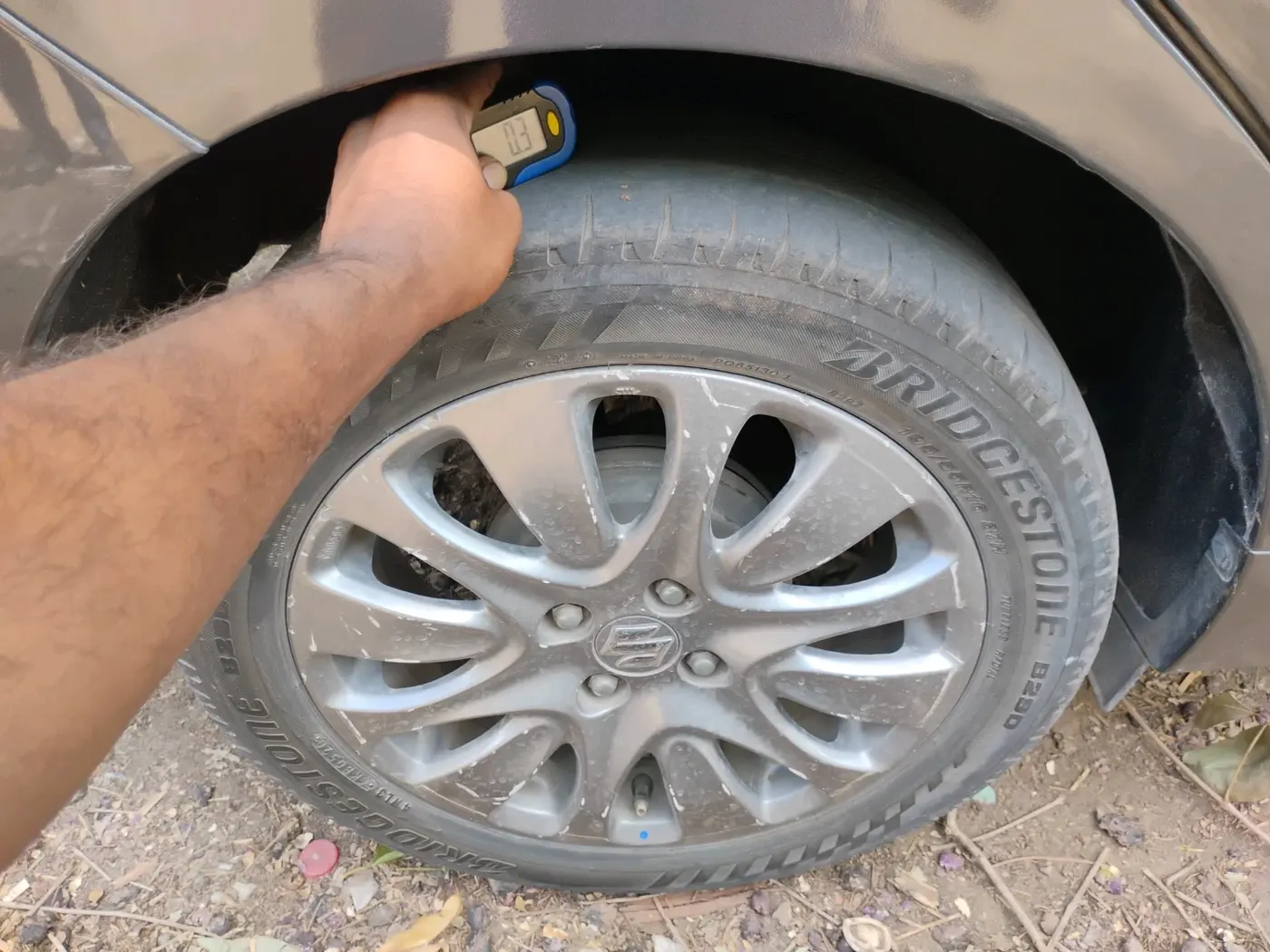 2017 Maruti Baleno ZETA DIESEL 1.3, Diesel, Manual, 1,39,890 km, tyre