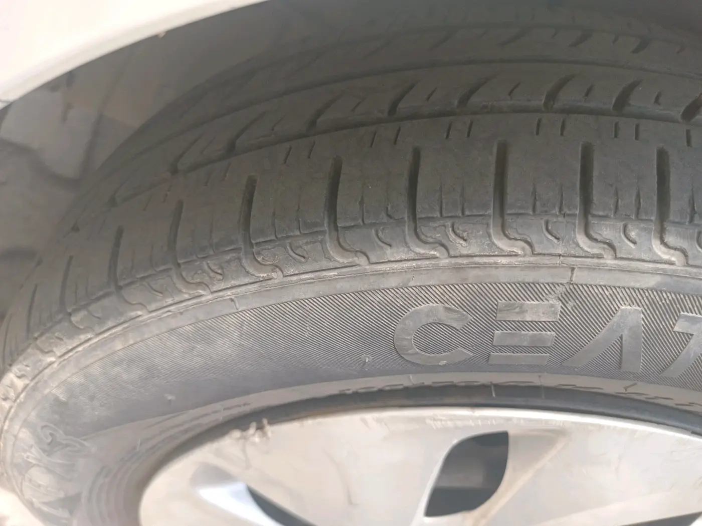 2017 Maruti Celerio VXI CNG, CNG, Manual, 90,948 km, tyre