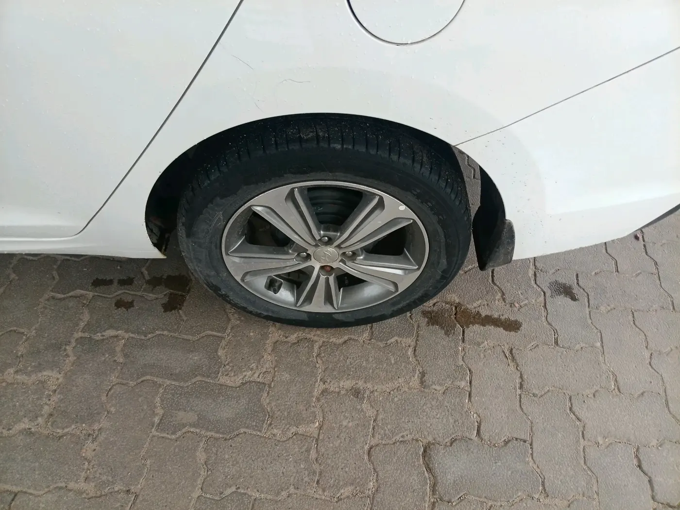 2018 Hyundai Verna 1.6 CRDI SX, Diesel, Manual, 1,09,672 km, tyre