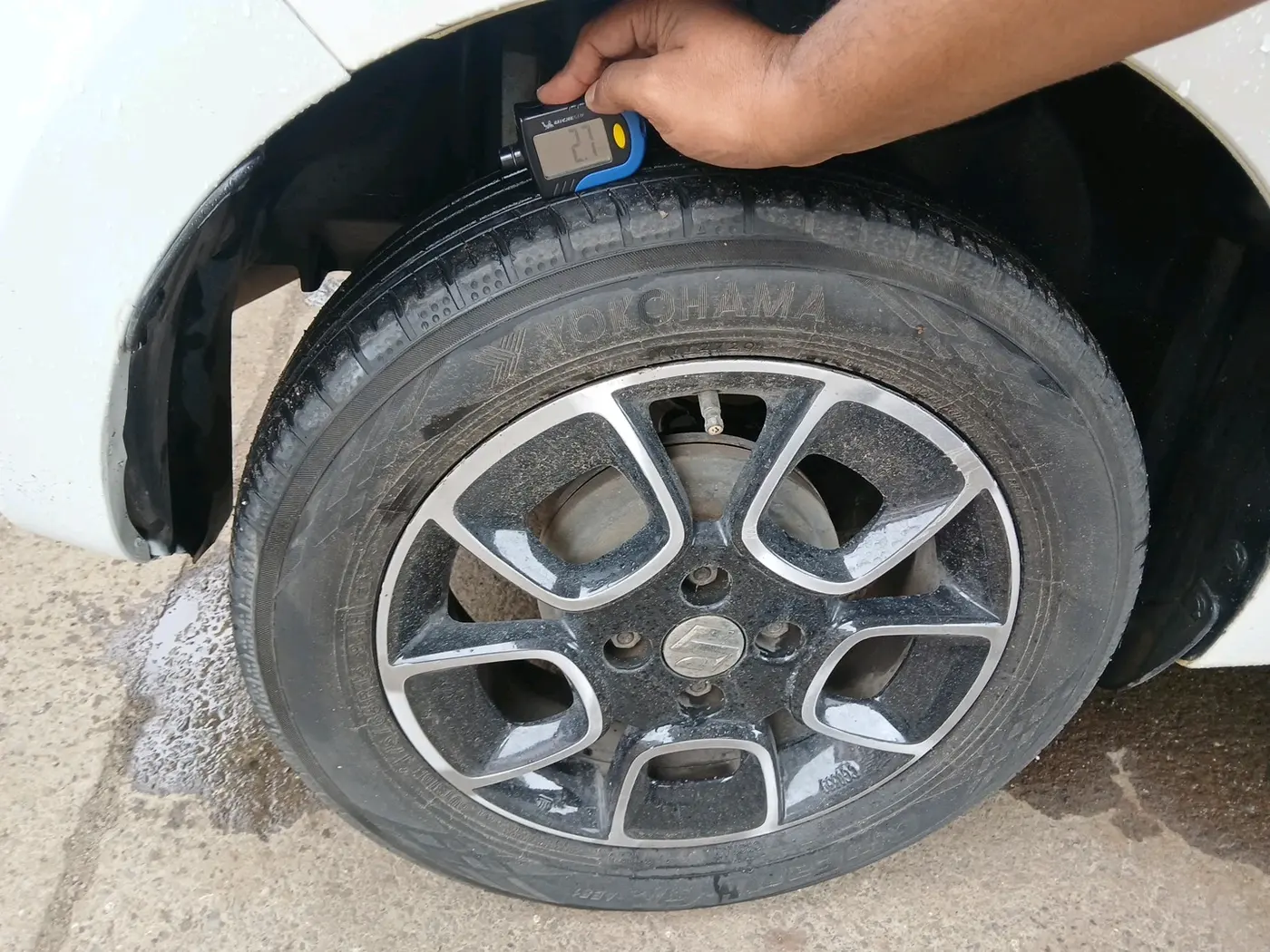 2018 Maruti Swift VXI, Petrol, Manual, 59,673 km, tyre