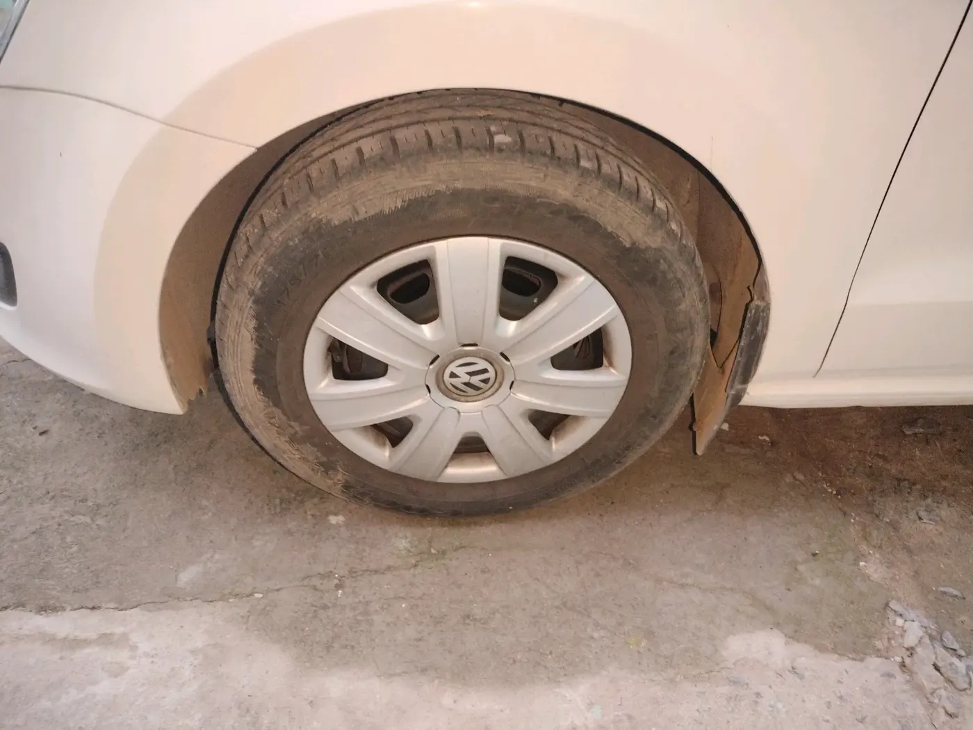 2011 Volkswagen Polo TRENDLINE 1.2L PETROL, Petrol, Manual, 91,825 km, tyre