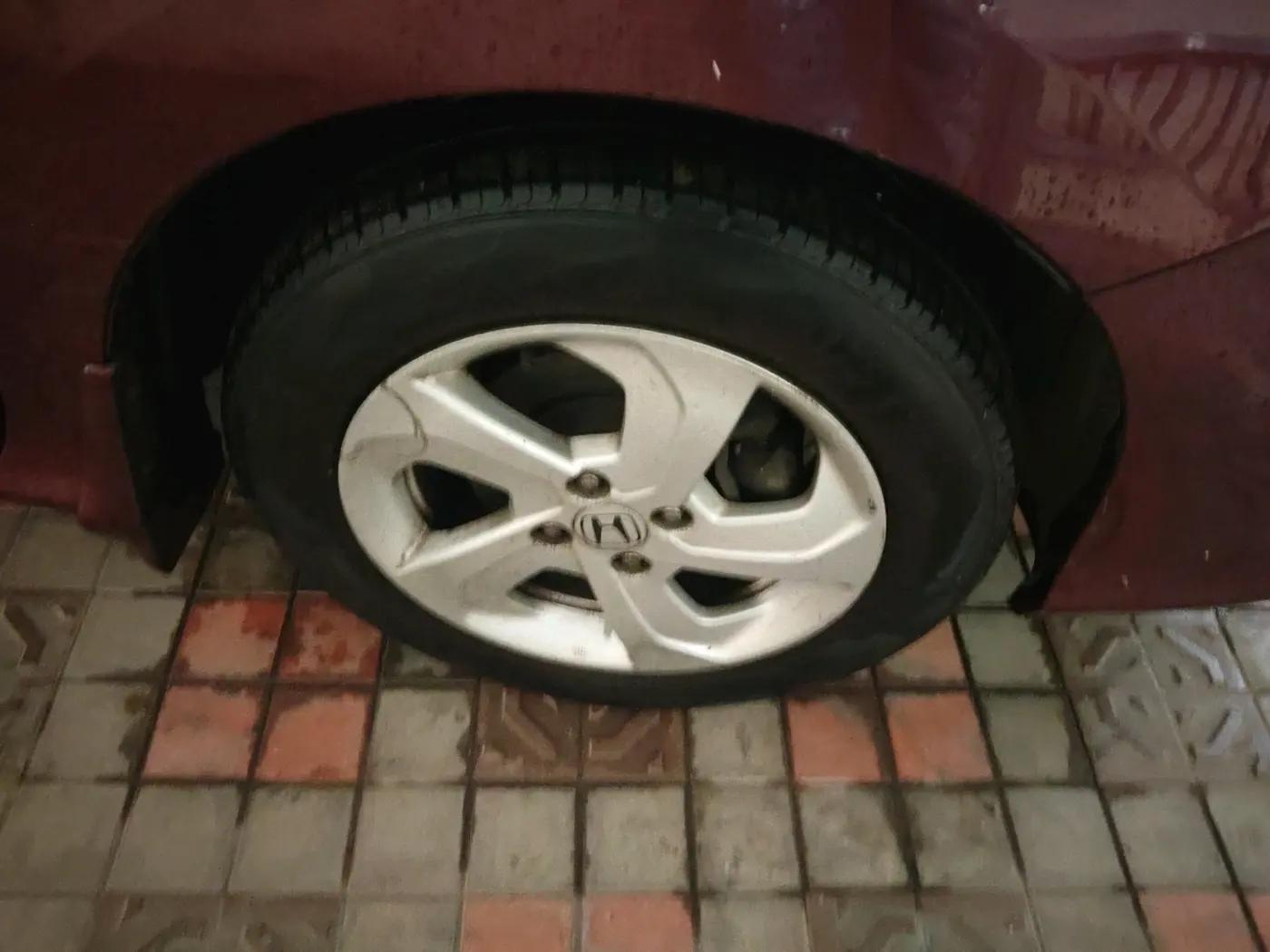 2014 Honda City 1.5L I-VTEC V MT, Petrol, Manual, 33,226 km, tyre