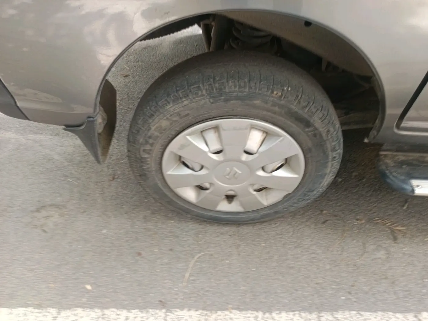 2021 Maruti Eeco 5 STR WITH A/C+HTR, Petrol, Manual, 30,019 km, tyre