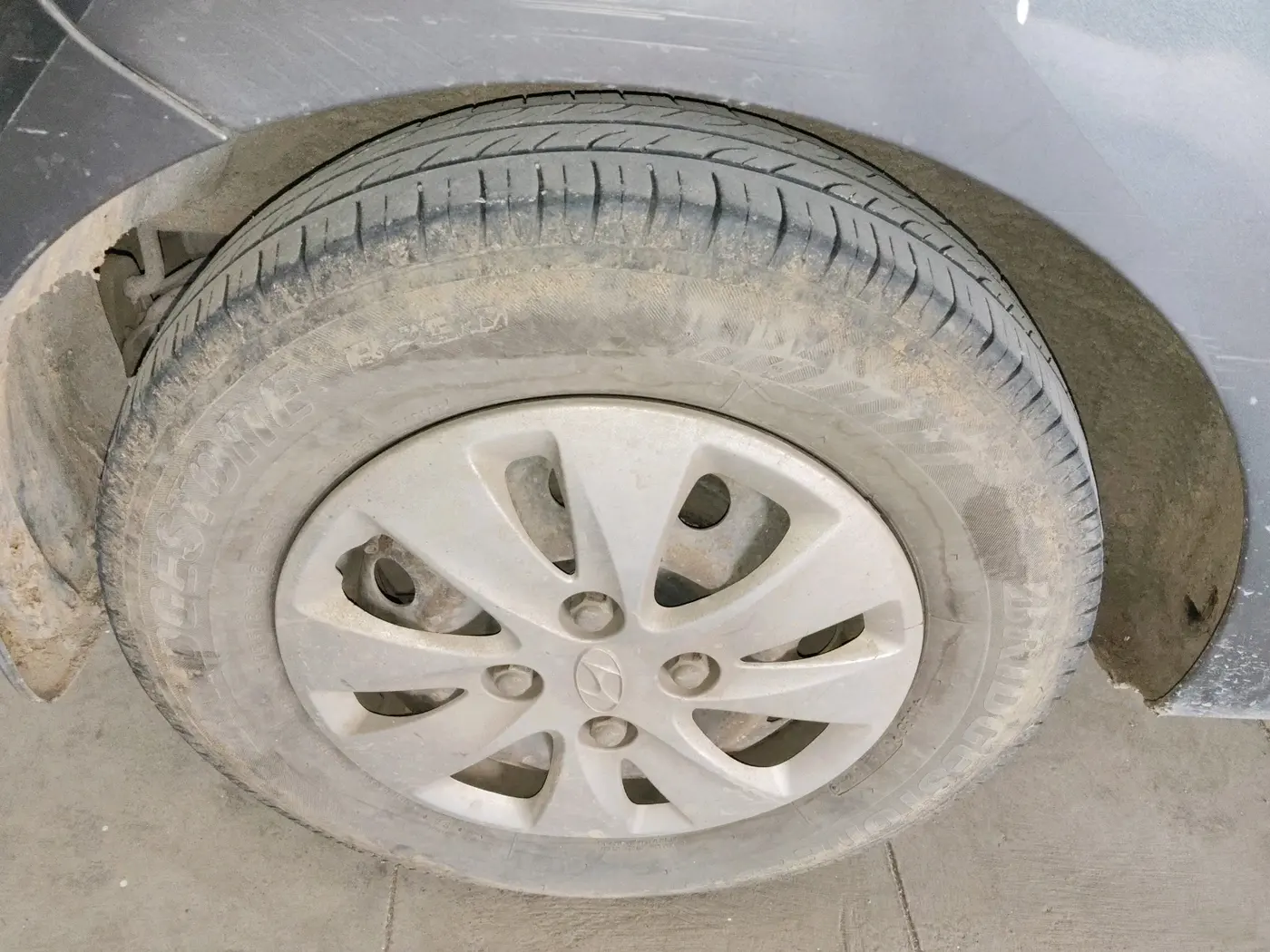 2011 Hyundai i10 MAGNA 1.2, Petrol, Manual, 75,466 km, tyre