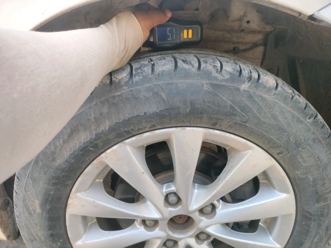 2014 Maruti Ertiga ZDI, Diesel, Manual, 78,499 km, tyre