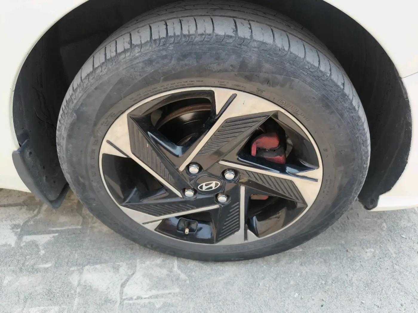 2022 Hyundai Verna S PLUS 1.5 CRDI, Diesel, Manual, 58,307 km, tyre