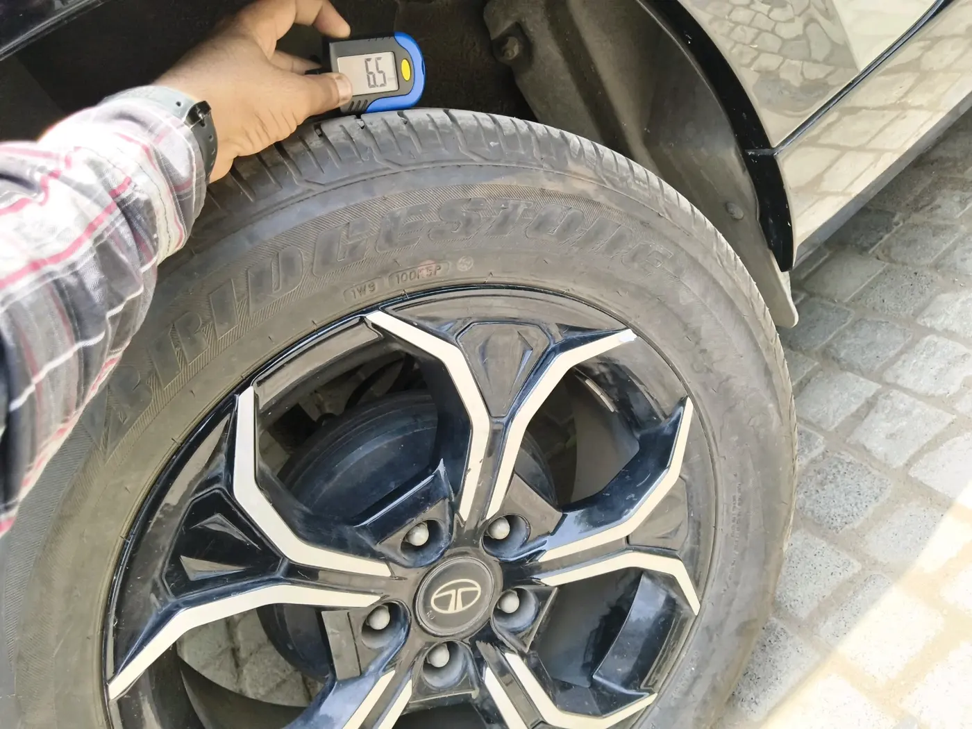 2025 Tata Curvv Creative S 1.2 Petrol 6MT, Petrol, Manual, 11,368 km, tyre