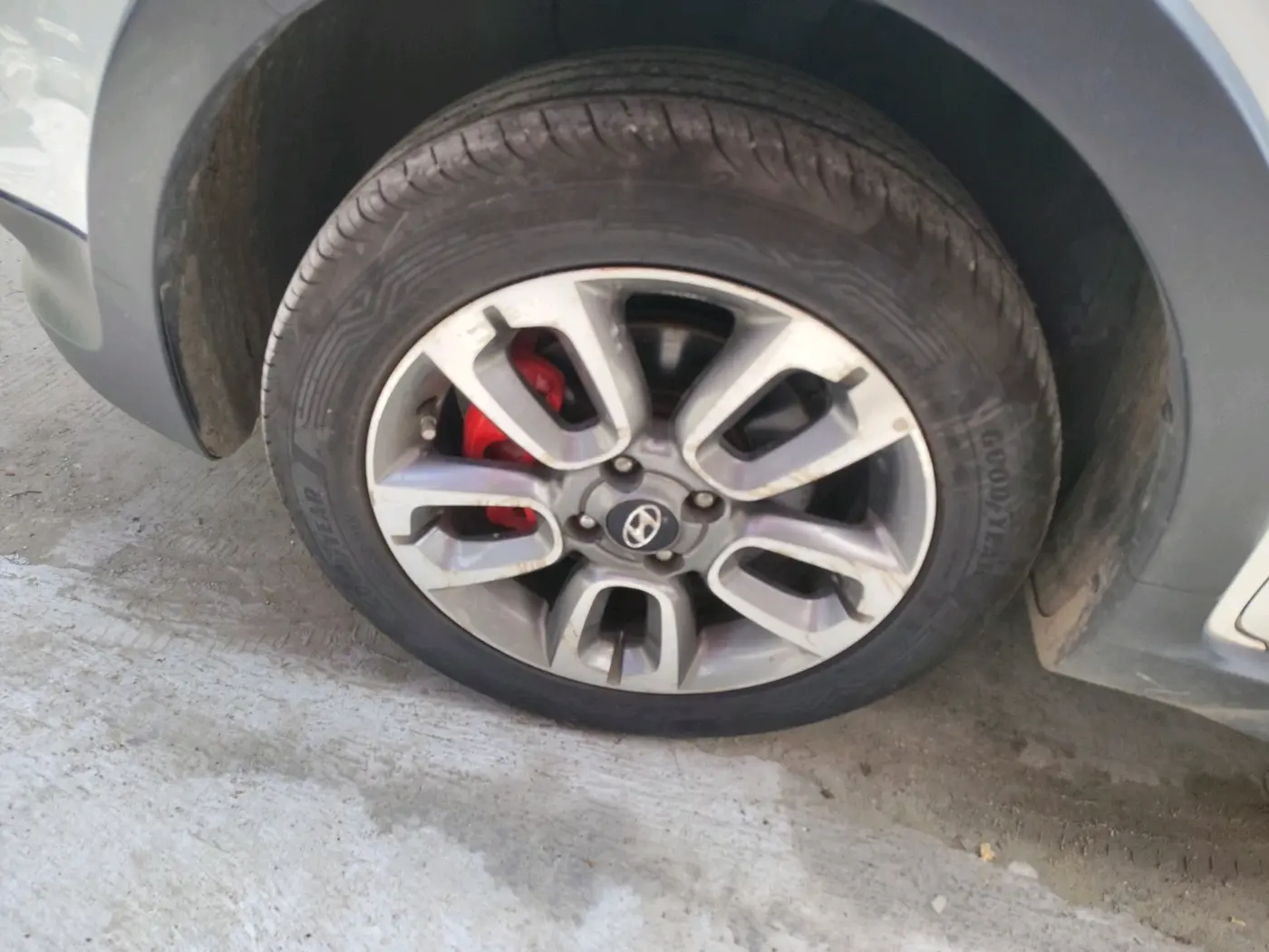 2018 Hyundai i20 Active 1.2 SX, Petrol, Manual, 40,709 km, tyre