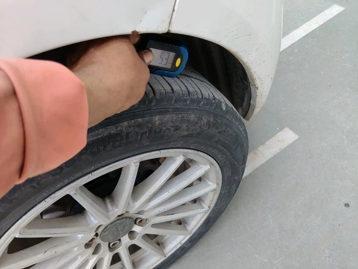 2019 Maruti New Wagon-R LXI 1.0, Petrol, Manual, 67,512 km, tyre