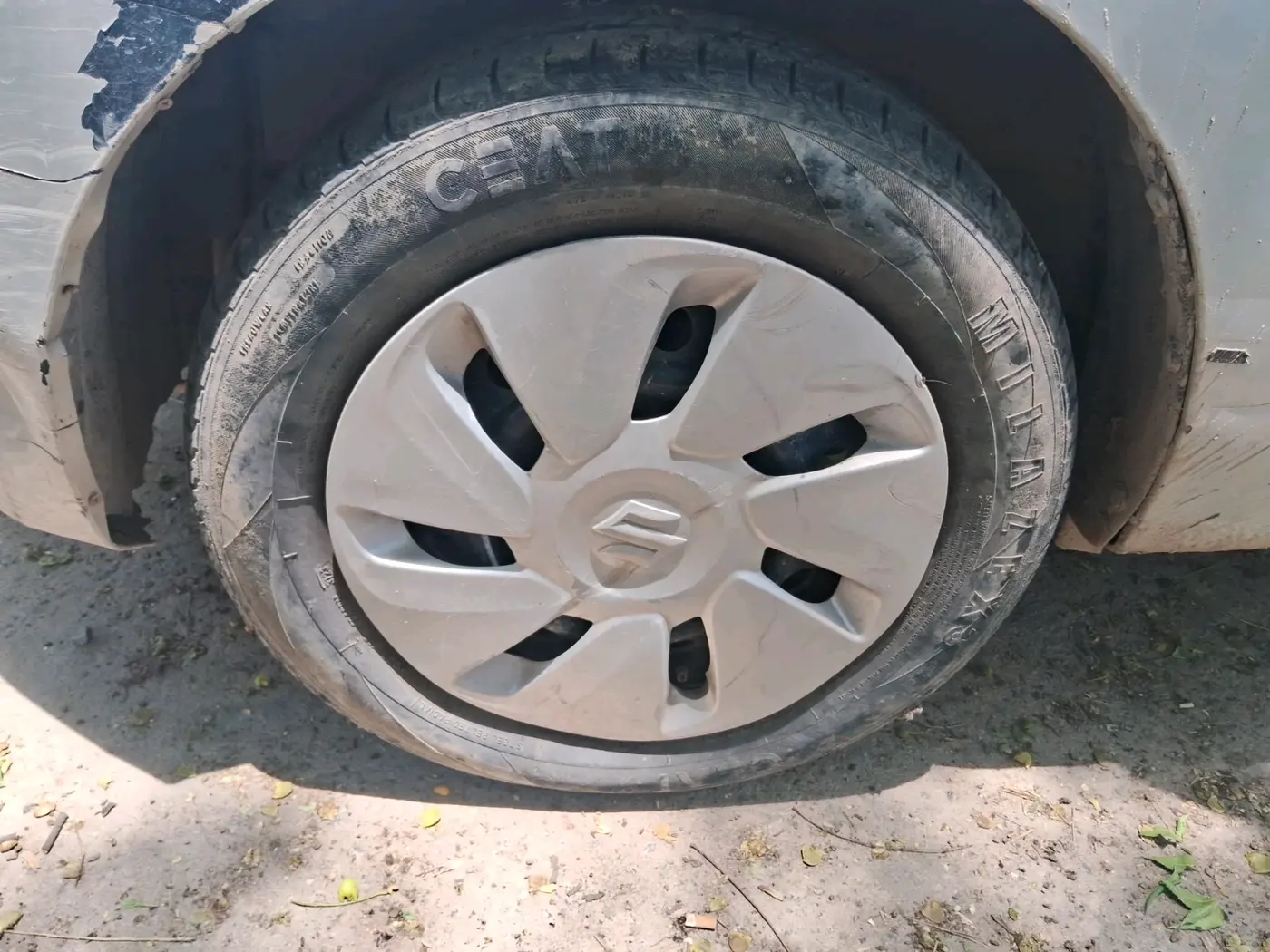 2017 Maruti Celerio ZXI, Petrol, Manual, 82,206 km, tyre