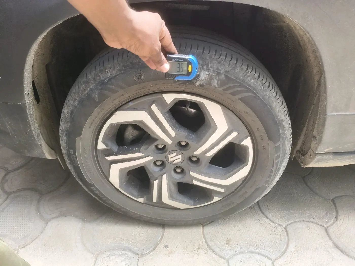 2023 Maruti BREZZA ZXi Plus , Petrol, Manual, 52,630 km, tyre