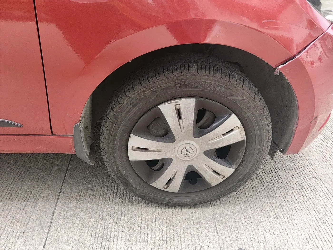 2019 Tata Tiago XZA PETROL, Petrol, Automatic, 58,521 km, tyre