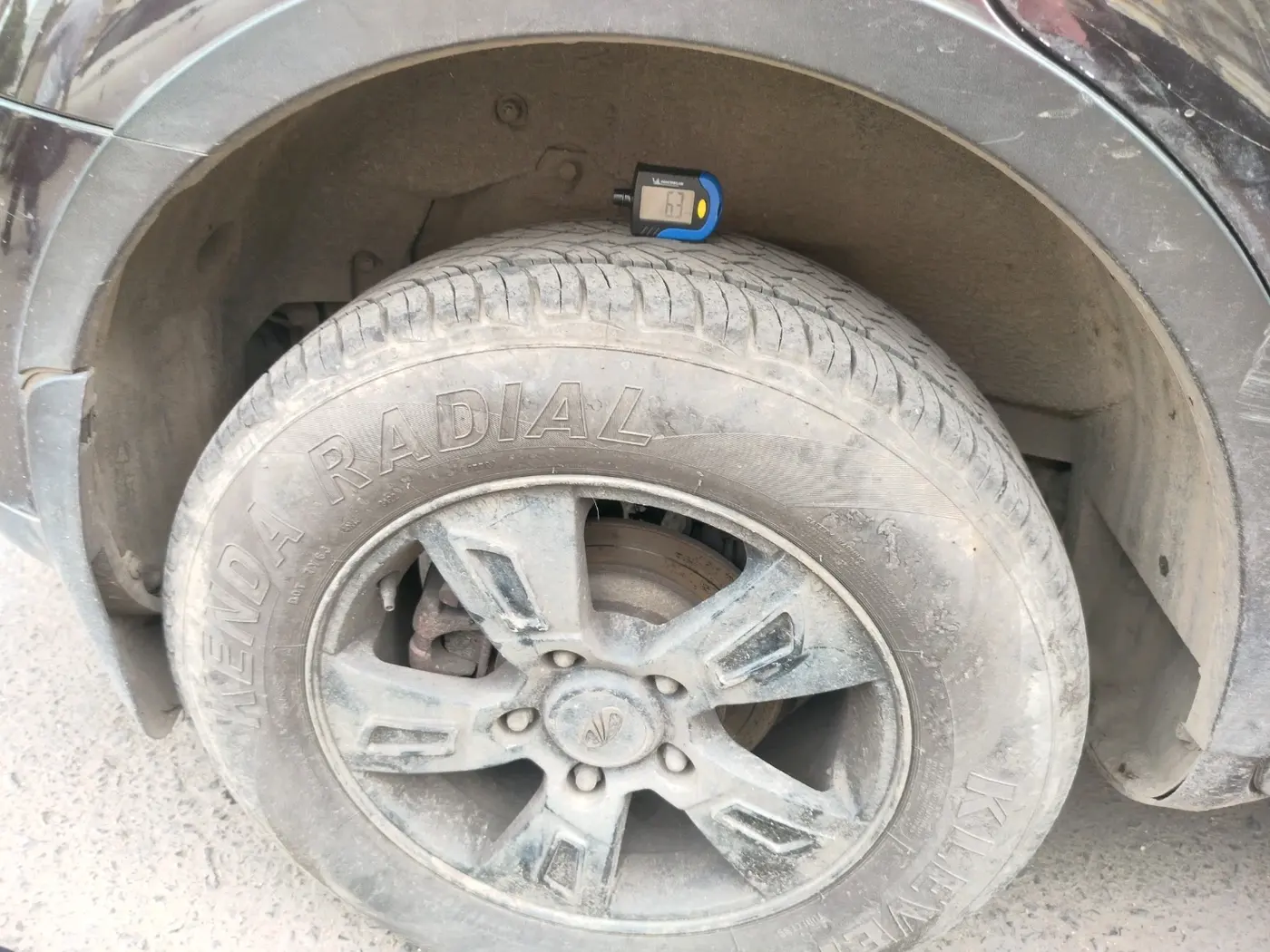 2013 Mahindra XUV500 W8, Diesel, Manual, 96,342 km, tyre