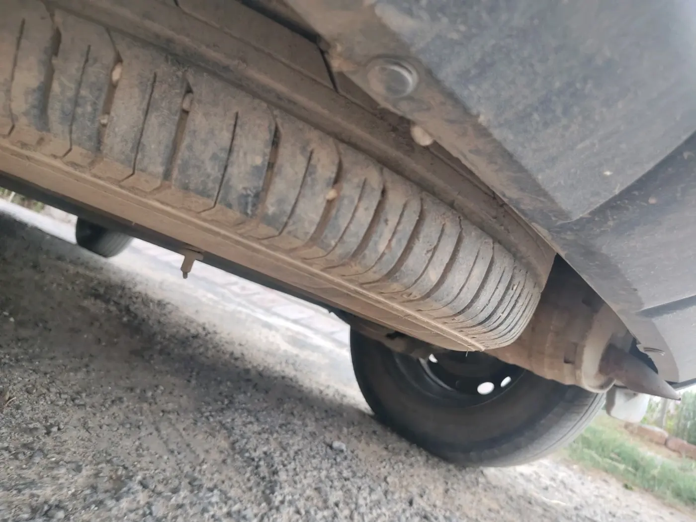 2023 Tata PUNCH ADVENTURE RHYTHM CNG MT, CNG, Manual, 79,977 km, tyre