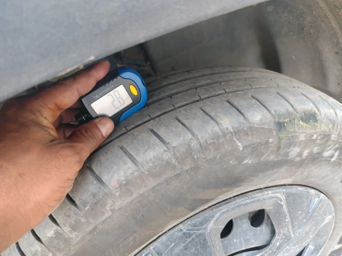 2023 Tata PUNCH ADVENTURE RHYTHM CNG MT, CNG, Manual, 79,977 km, tyre