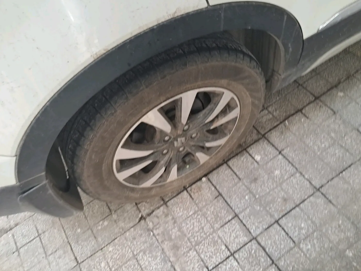 2021 Maruti S Cross ZETA 1.5, Petrol, Manual, 31,071 km, tyre