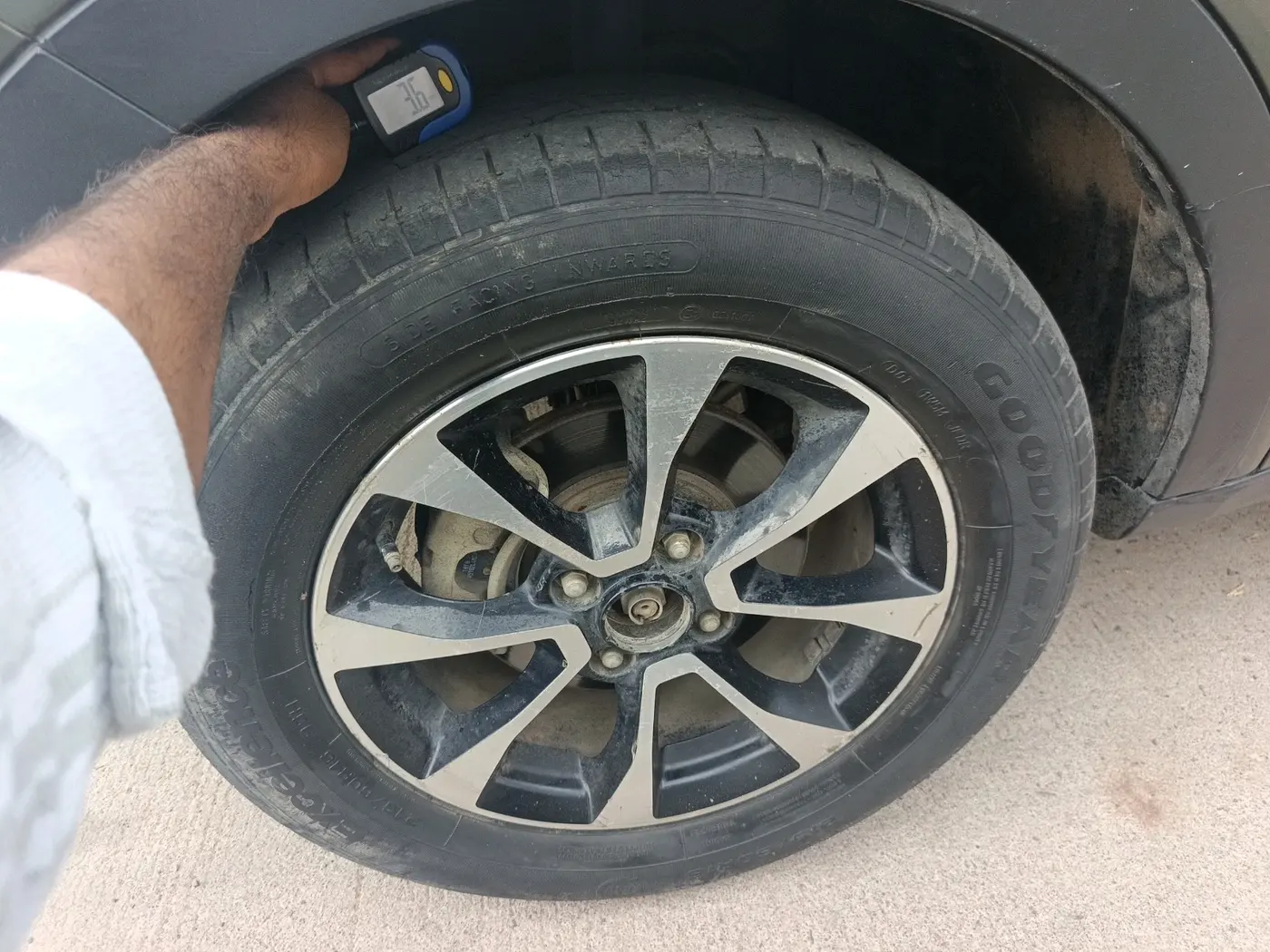 2021 Tata NEXON XZ PLUS (O) PETROL DUAL TONE, Petrol, Manual, 45,092 km, tyre