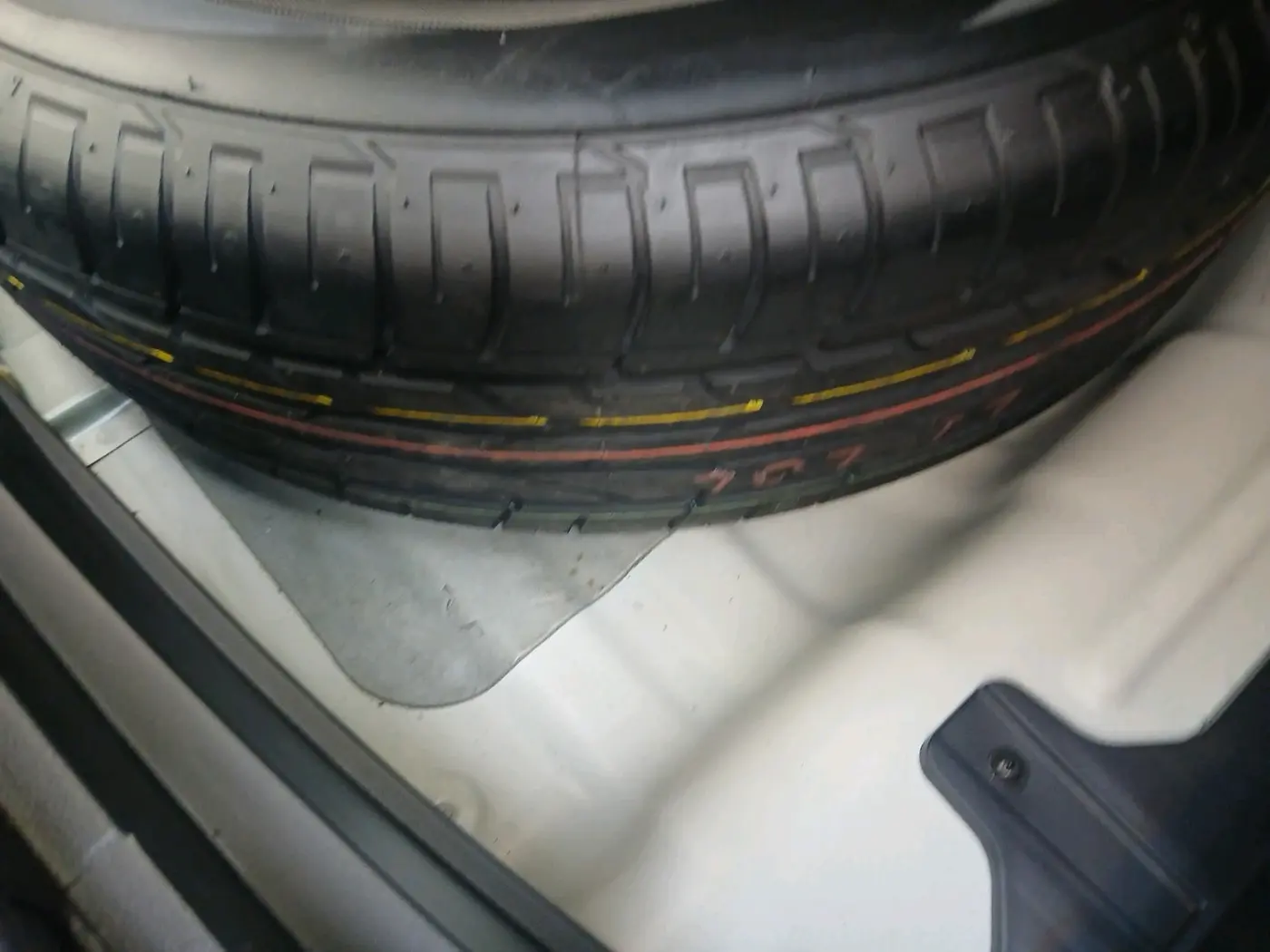 2018 Hyundai Creta SX PLUS 1.6 PETROL, Petrol, Manual, 17,360 km, tyre