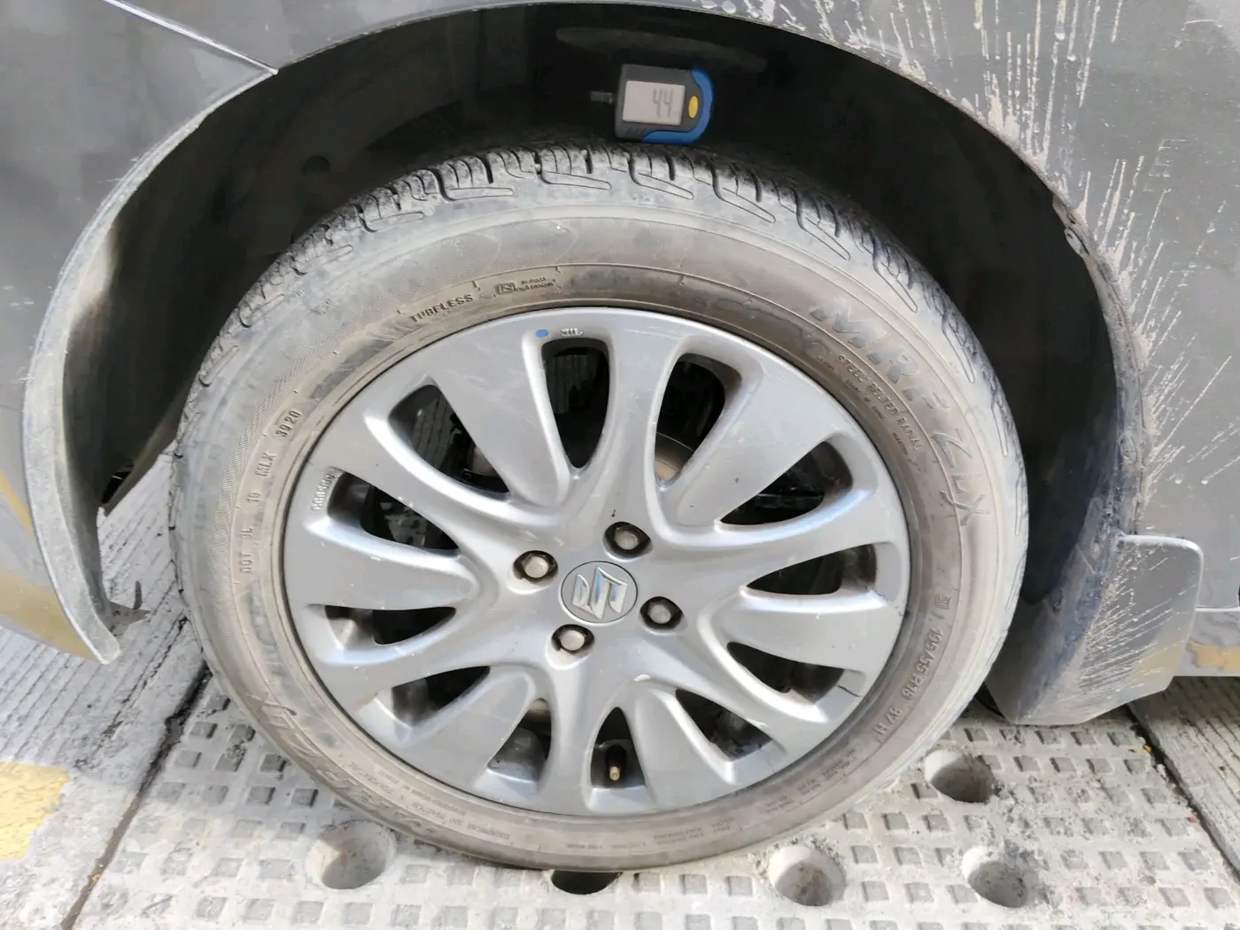2018 Maruti Baleno ZETA PETROL 1.2, Petrol, Manual, 60,927 km, tyre