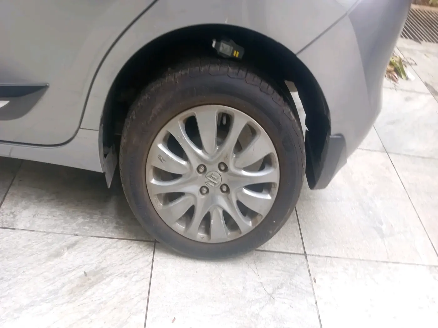 2016 Maruti Baleno ZETA PETROL 1.2, Petrol, Manual, 33,663 km, tyre
