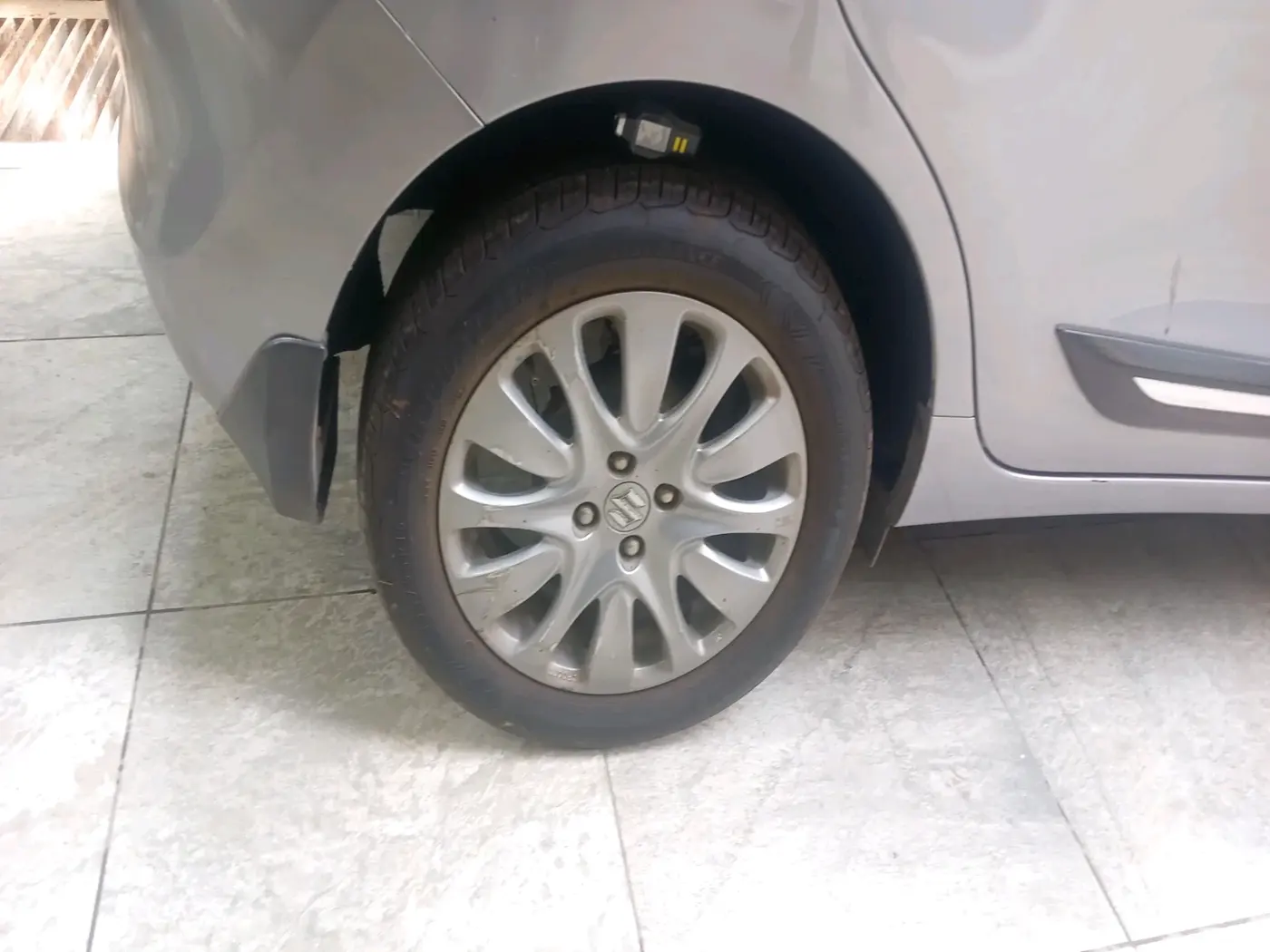 2016 Maruti Baleno ZETA PETROL 1.2, Petrol, Manual, 33,663 km, tyre