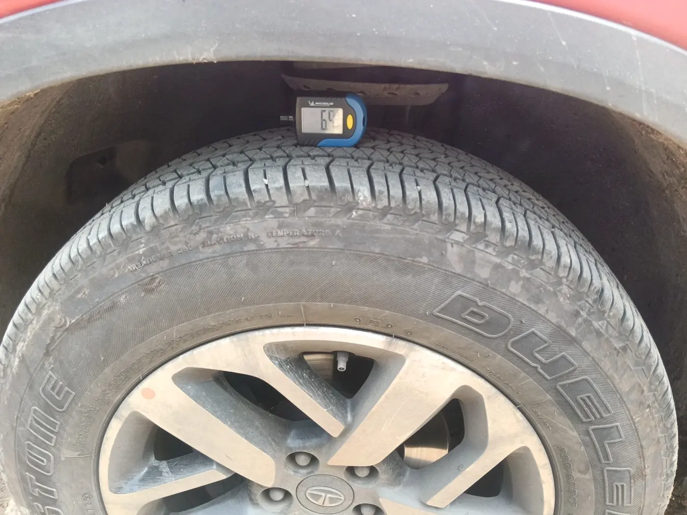 2021 Tata Harrier XZ PLUS 2.0L, Diesel, Manual, 1,22,010 km, tyre